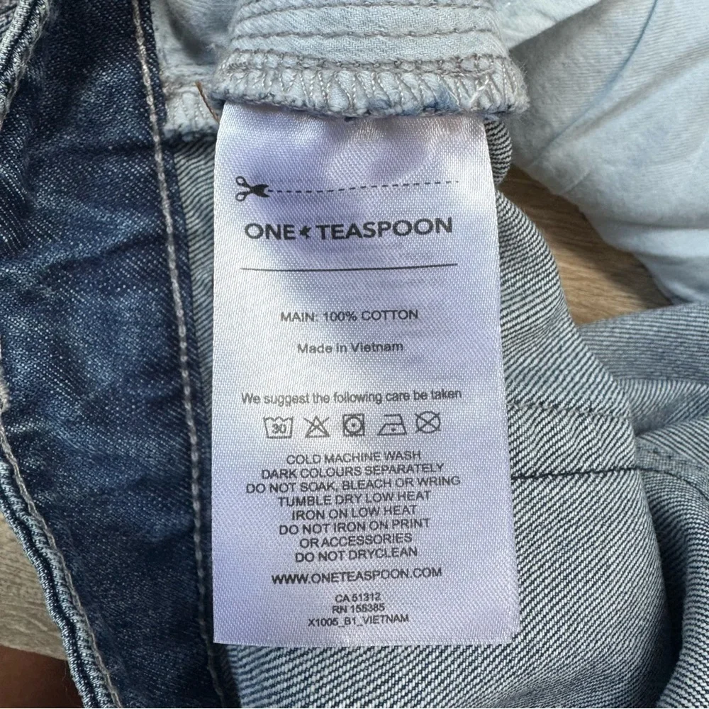 NWT Free People OneTeaspoon Bandits Low Waist Jean Shorts Blue Salty Dog
